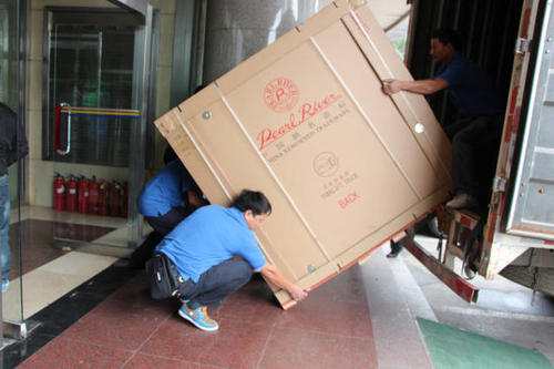 鲤城钢琴贵重工艺品无忧运